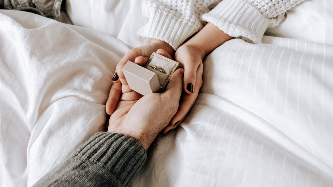 Schmuck schenken zum Valentinstag