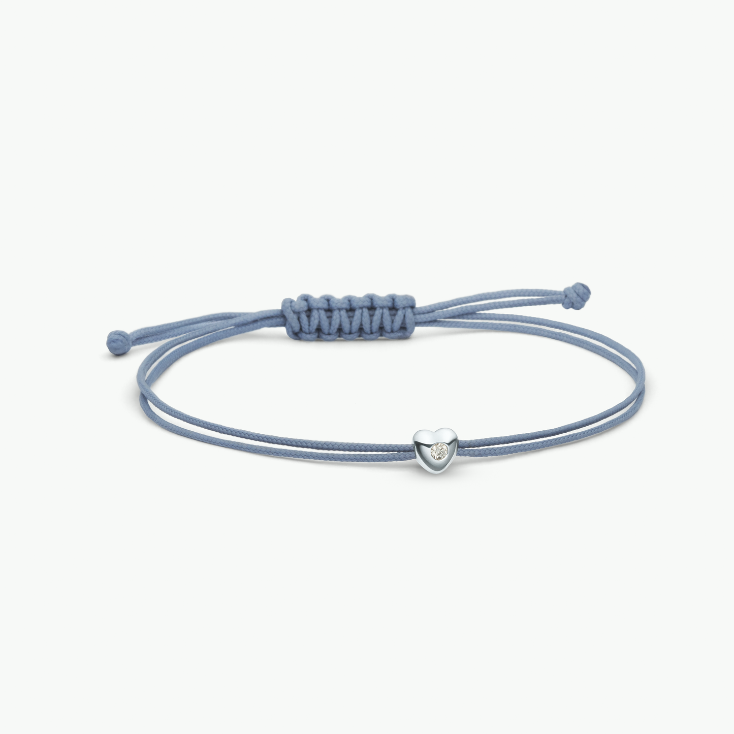 Luv Big Armband mit Herz-Anhänger in Weißgold von The Good Bling Berlin