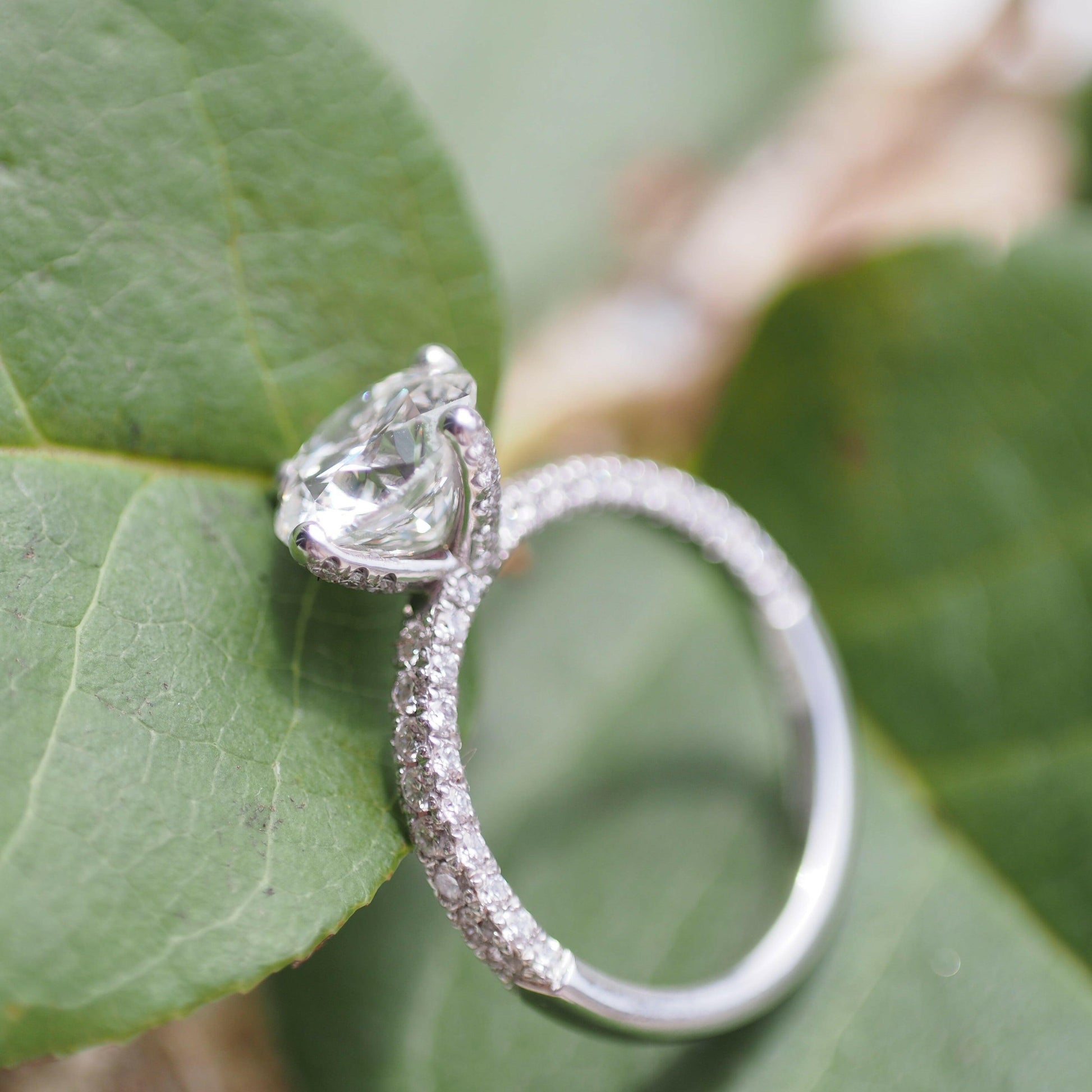 Ring Freya, Solitärring aus Weißgold mit Diamant 2.5 ct. von The Good Bling online kaufen (Ref. TGB-Freya-Ring-WG-25)