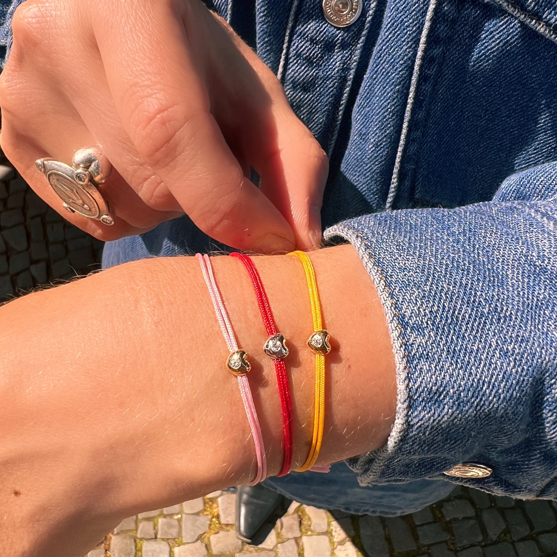 Luv Big Armband mit Herz-Anhänger in  von The Good Bling Berlin