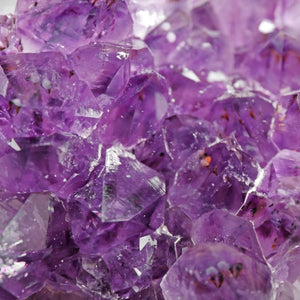 Amethyst: Glanz, Bedeutung und Wissenswertes