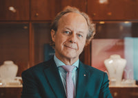 Was macht ein Farbsteinexperte?