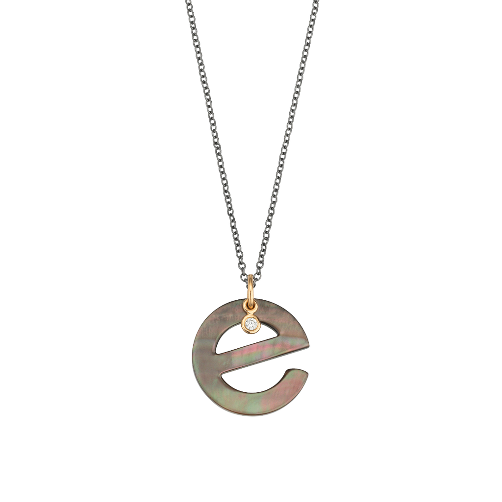 Collier Love Letters "e" Perlmutt schwarz - 2-81716-05