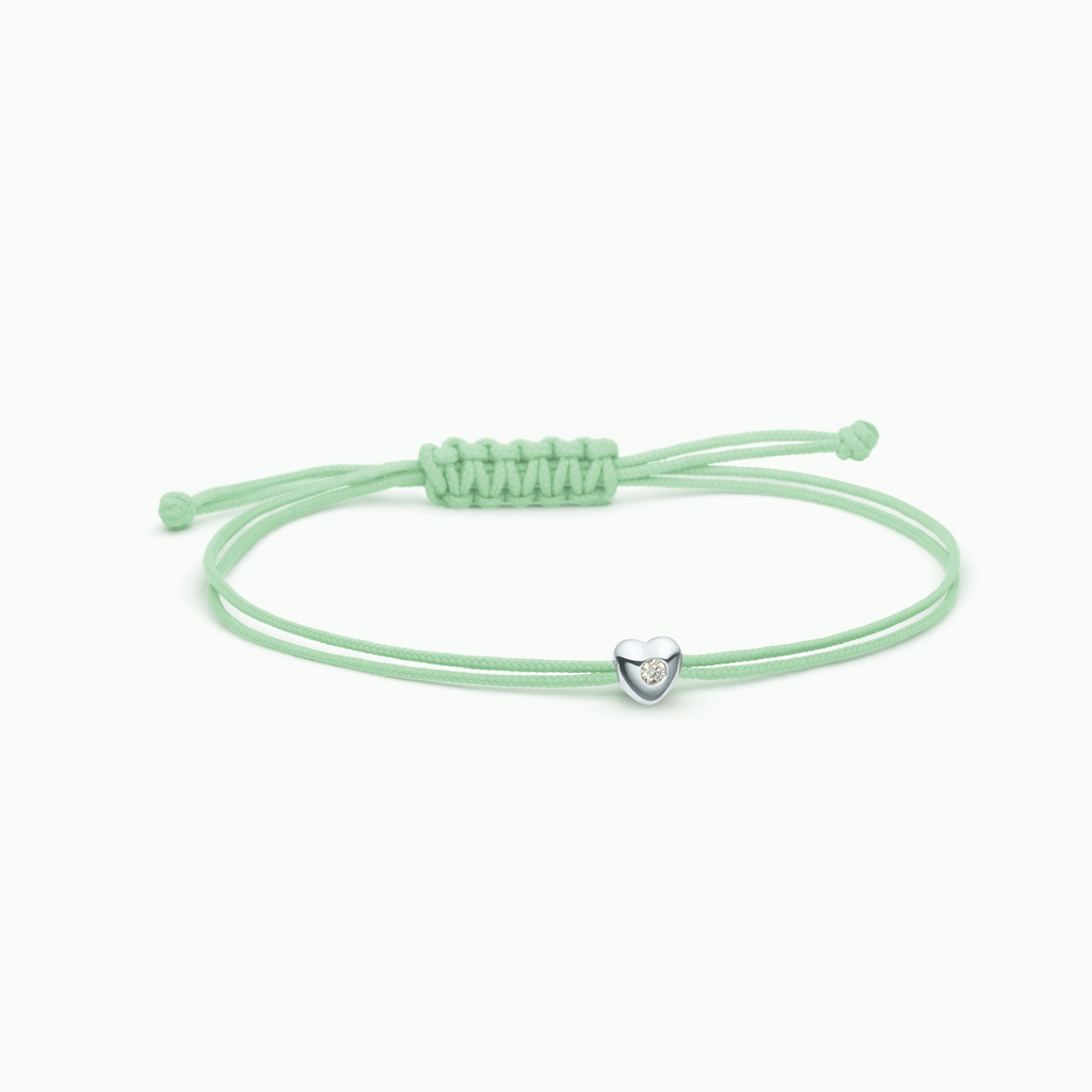 Luv Big Armband mit Herz-Anhänger in  von The Good Bling Berlin