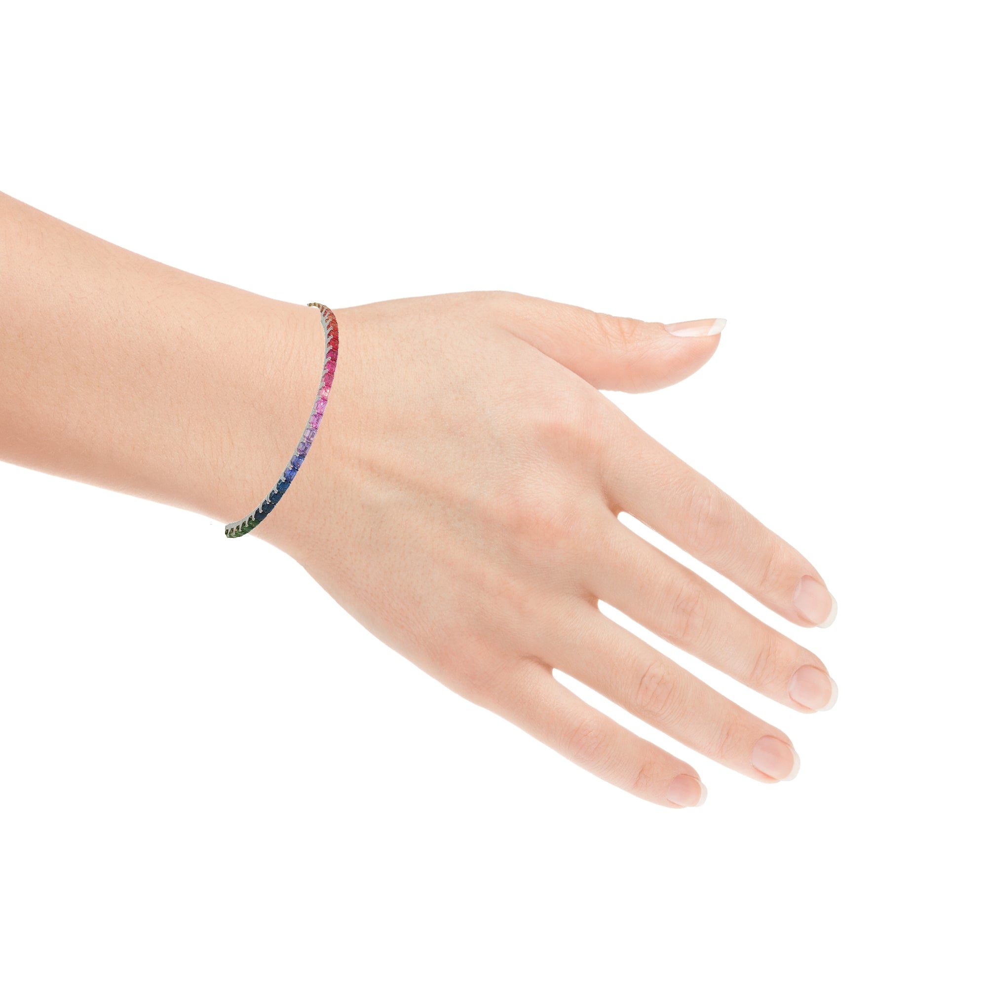 Elegantes Tennisarmband aus 750er Weißgold mit 58 facettierten Saphiren