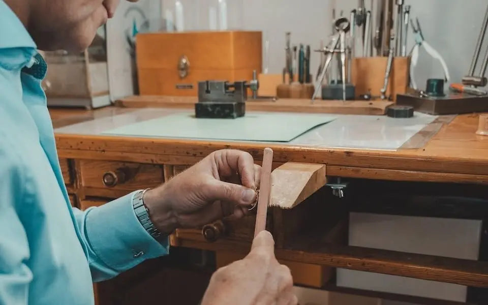 In der Goldschmiede in Berlin wird auch Schmuck aus Altgold hergestellt