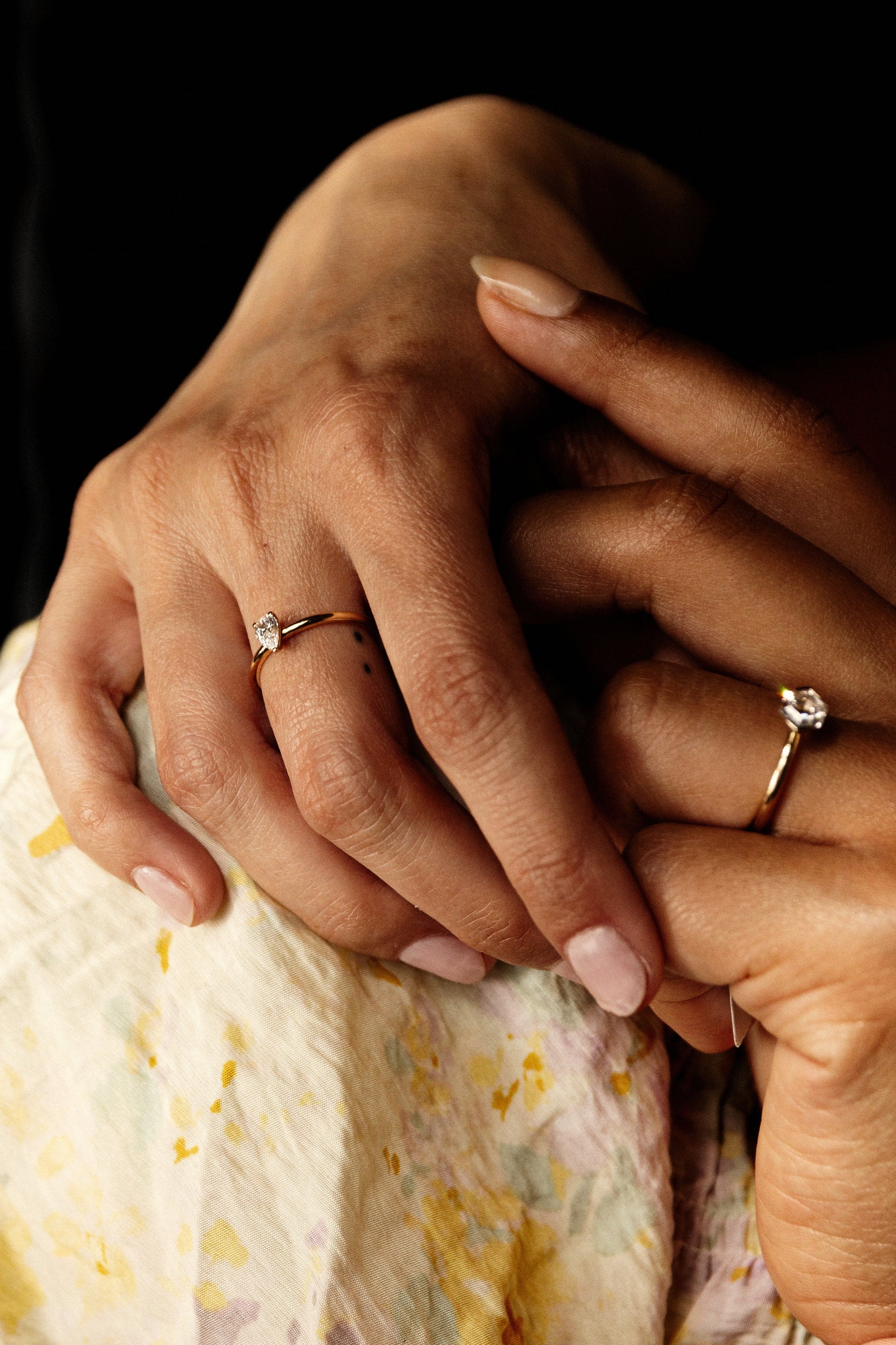 Zoe Ring aus recyceltem Gold mit Labordiamanten - Luxusschmuck aus Berlin von The Good Bling