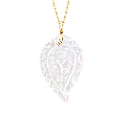 INDIA Leaf Anhänger large Perlmutt von Tamara Comolli (P-IND-l-MPw-yg) online kaufen