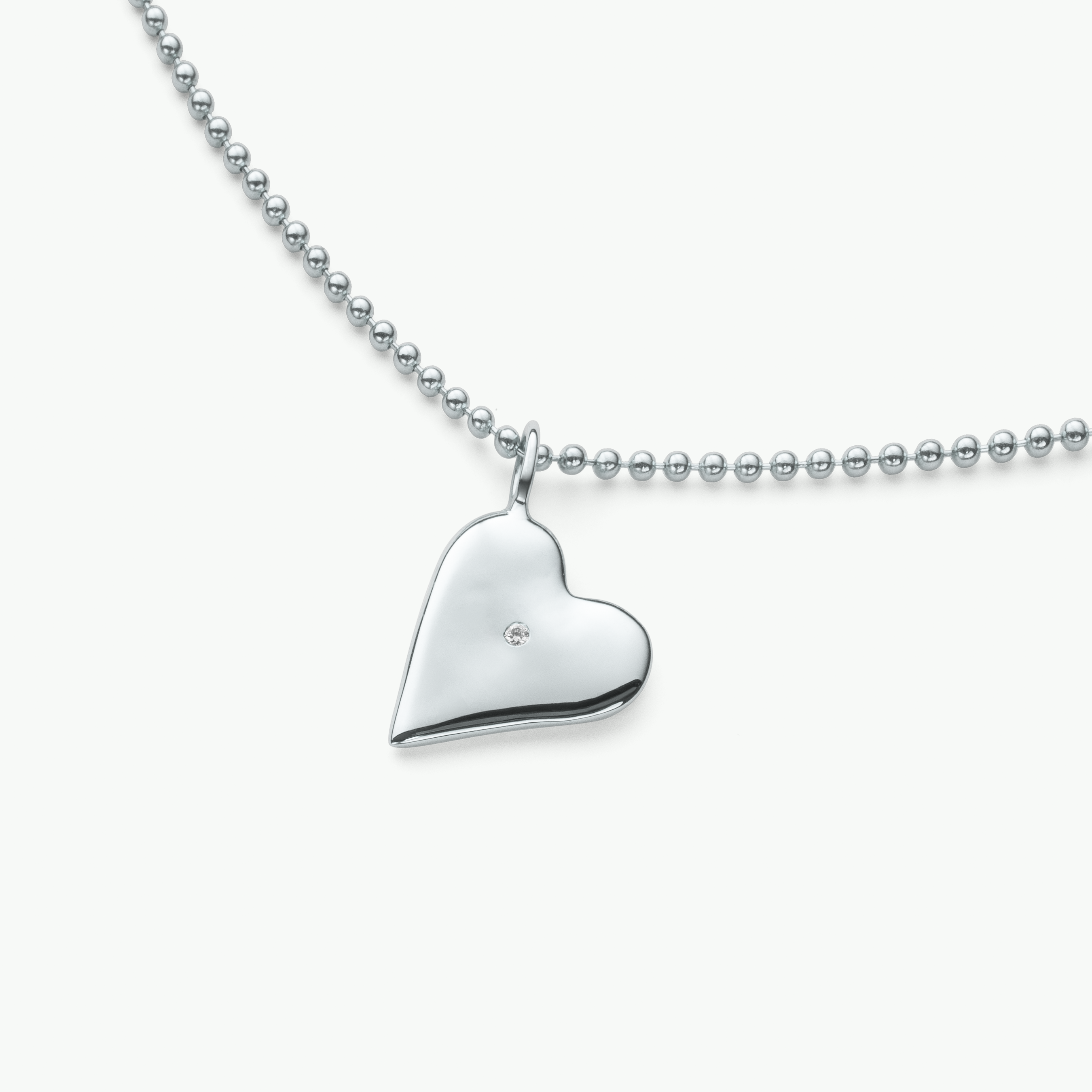 Suki Herz Kettenanhänger in Roségold von The Good Bling Berlin