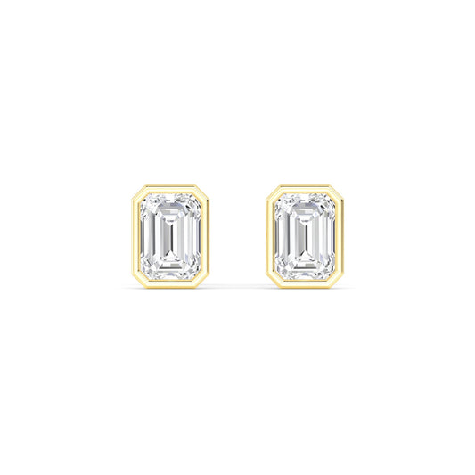 Karla Ohrstecker in Gelbgold von The Good Bling Berlin