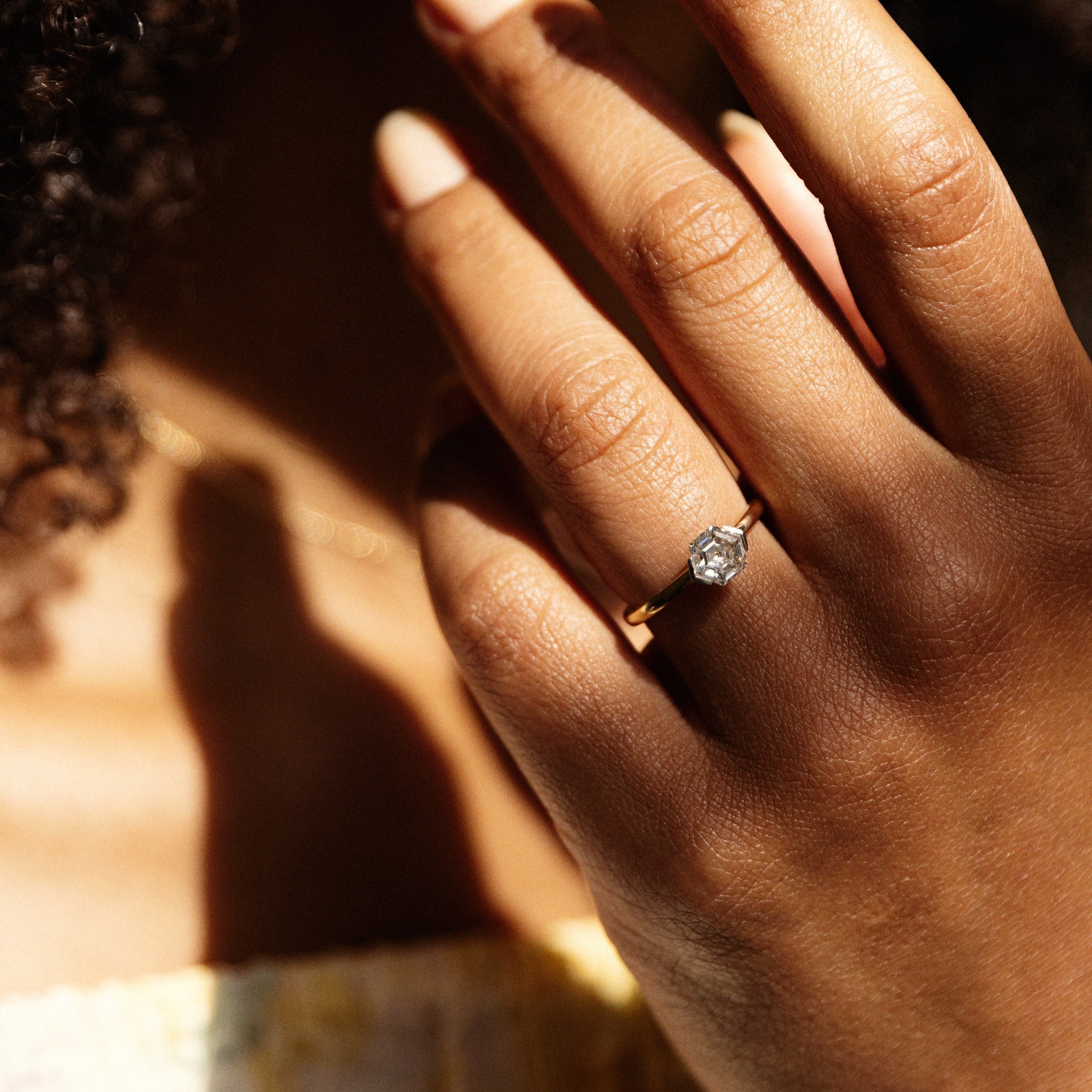 Meghan Ring in Gelbgold von The Good Bling Berlin