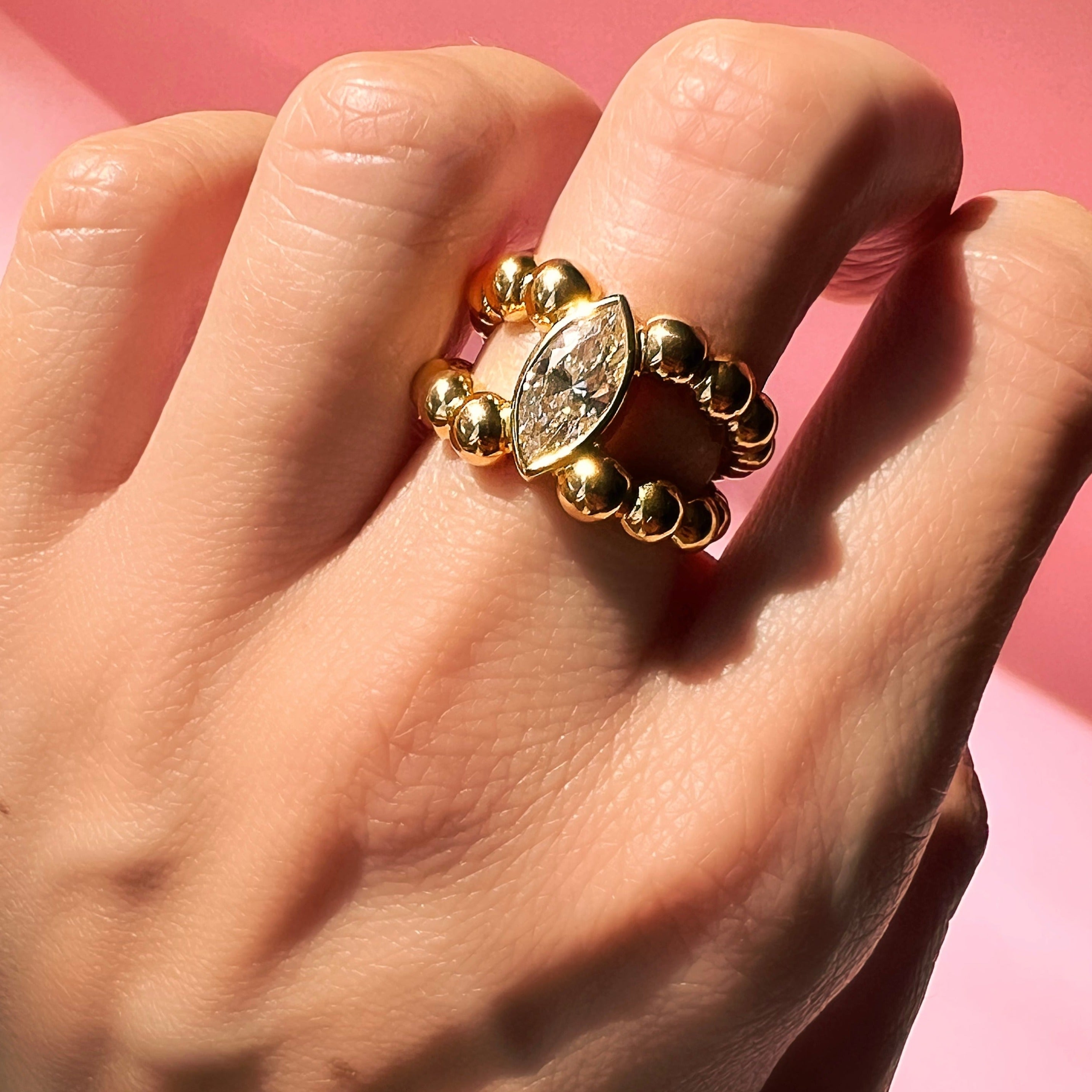 Pippa Ring Marquise in Gelbgold von The Good Bling Berlin