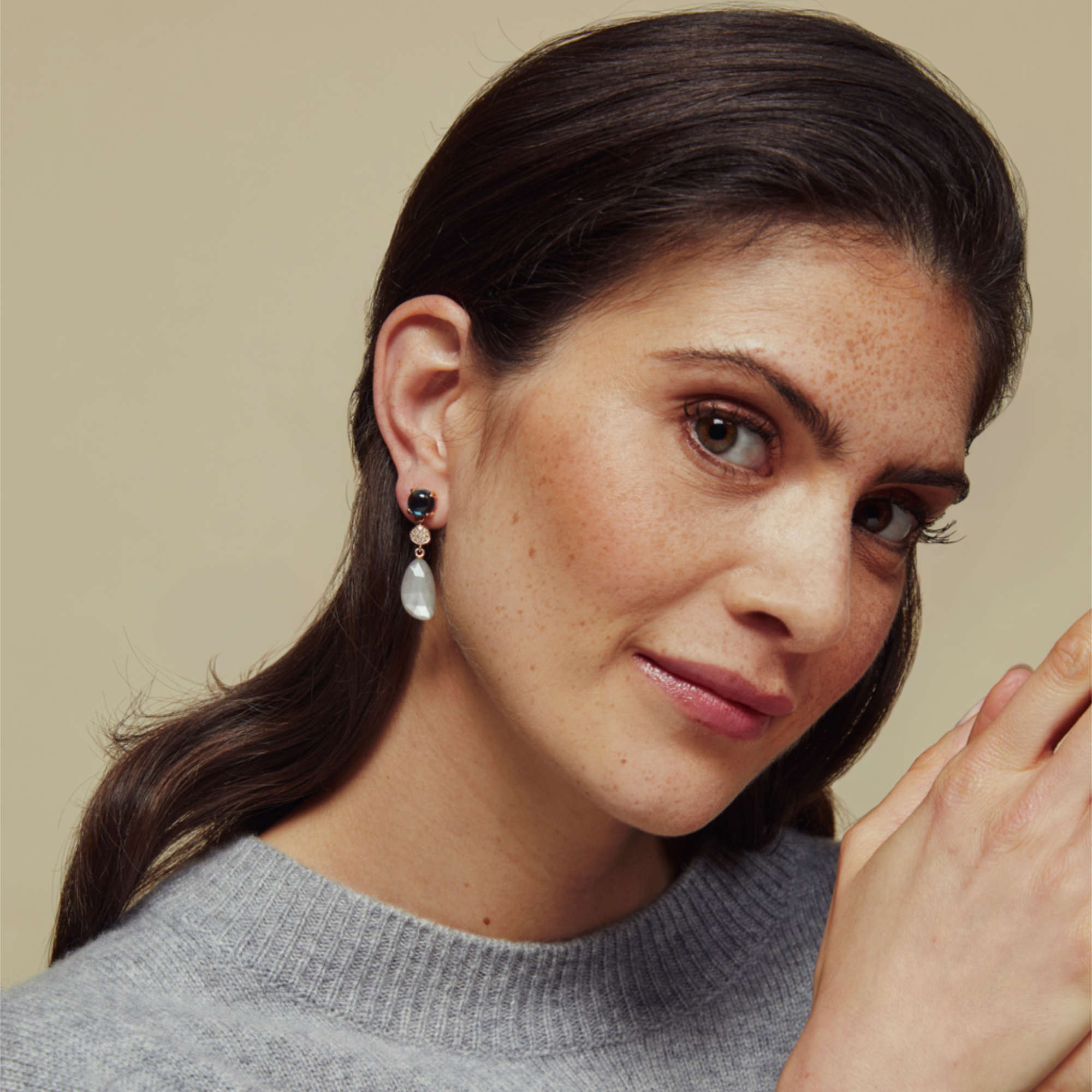 Bron Catch Ohrschmuck (8OR4858TLCCBRMGBF) aus Roségold mit Diamant, Mondstein und Topas