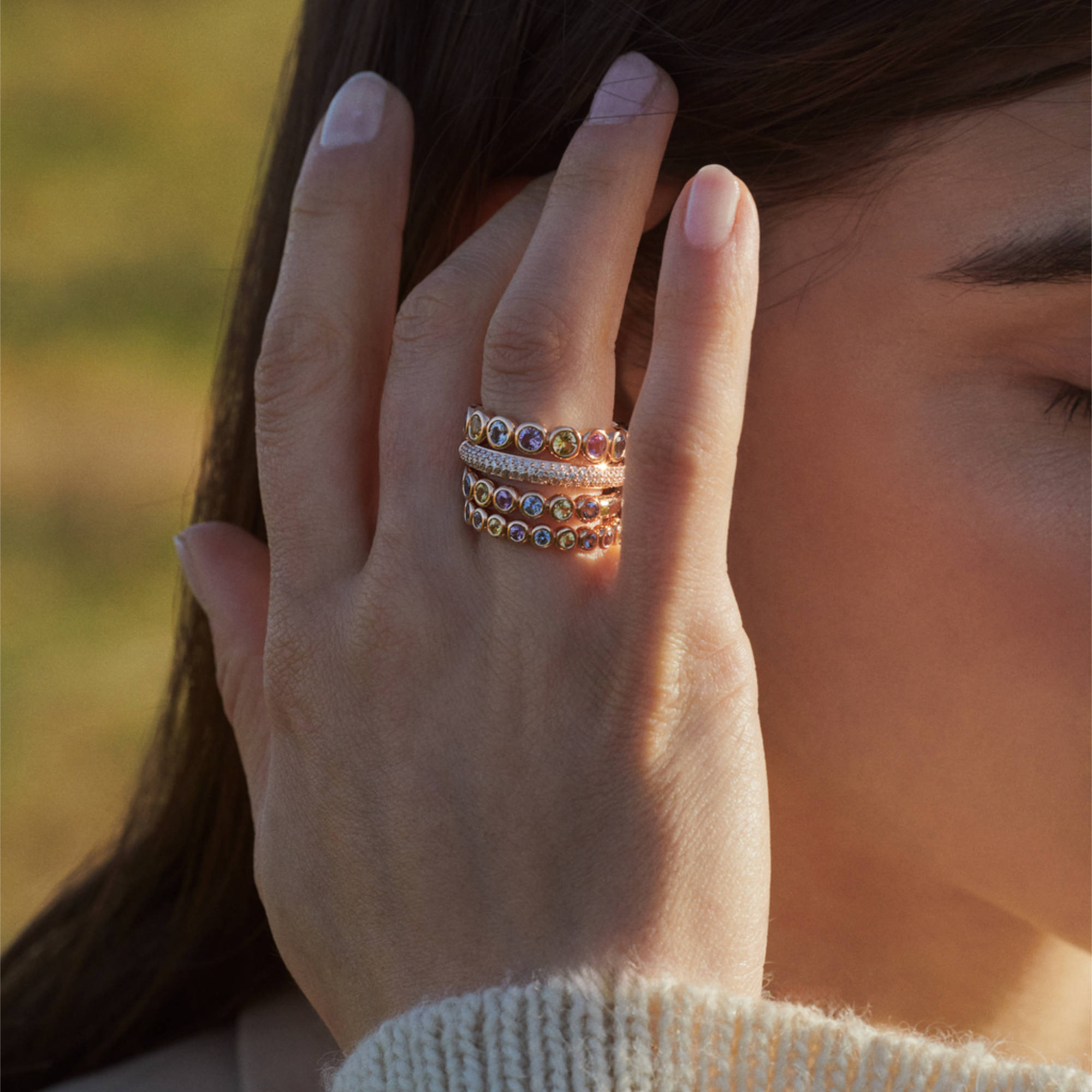 Bron Confetti Ring (8RR4872LIGHT) aus Roségold mit Saphir
