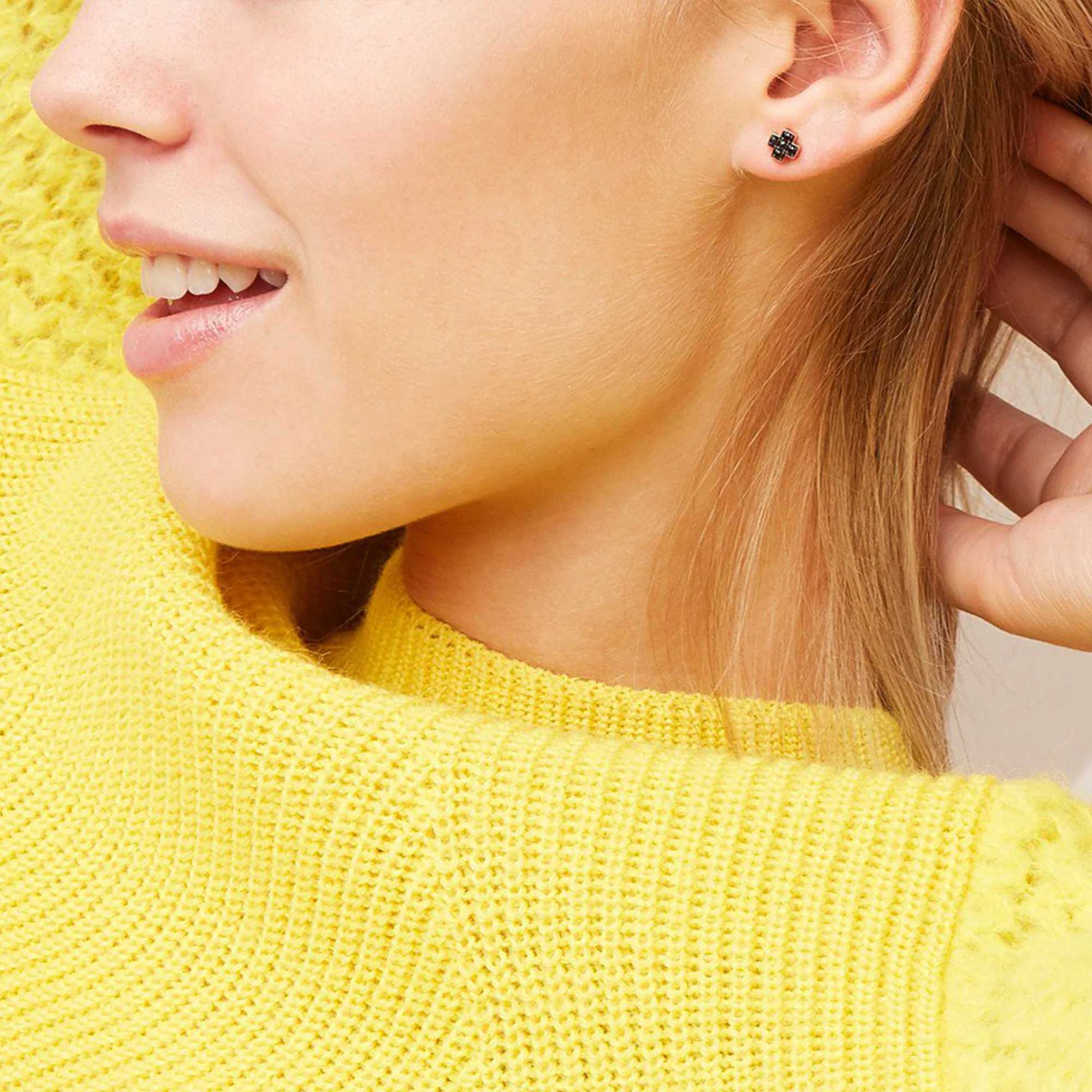 Bron Joy Ohrstecker (8OR4805) aus Roségold mit Saphir