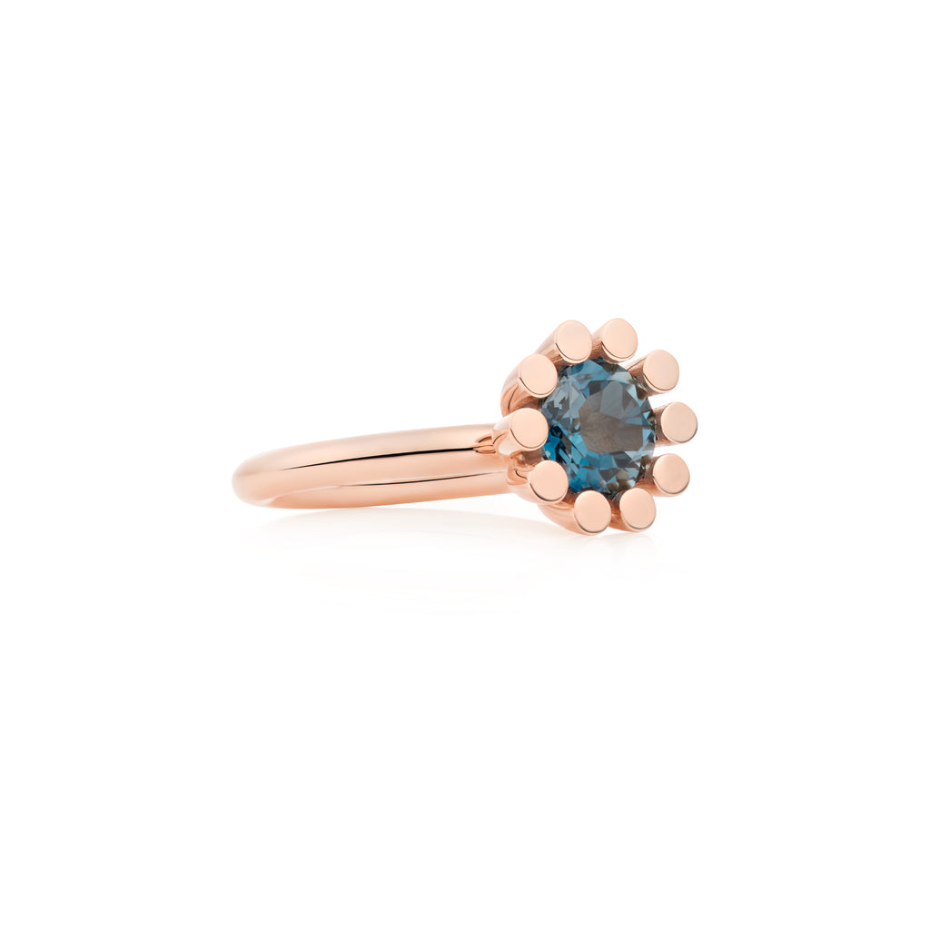 Bron Sprite Ring (8RR4589TL) aus Roségold mit Topas