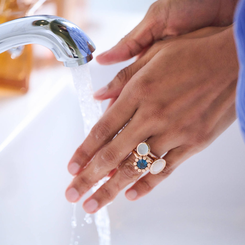Bron Sprite Ring (8RR4589TL) aus Roségold mit Topas