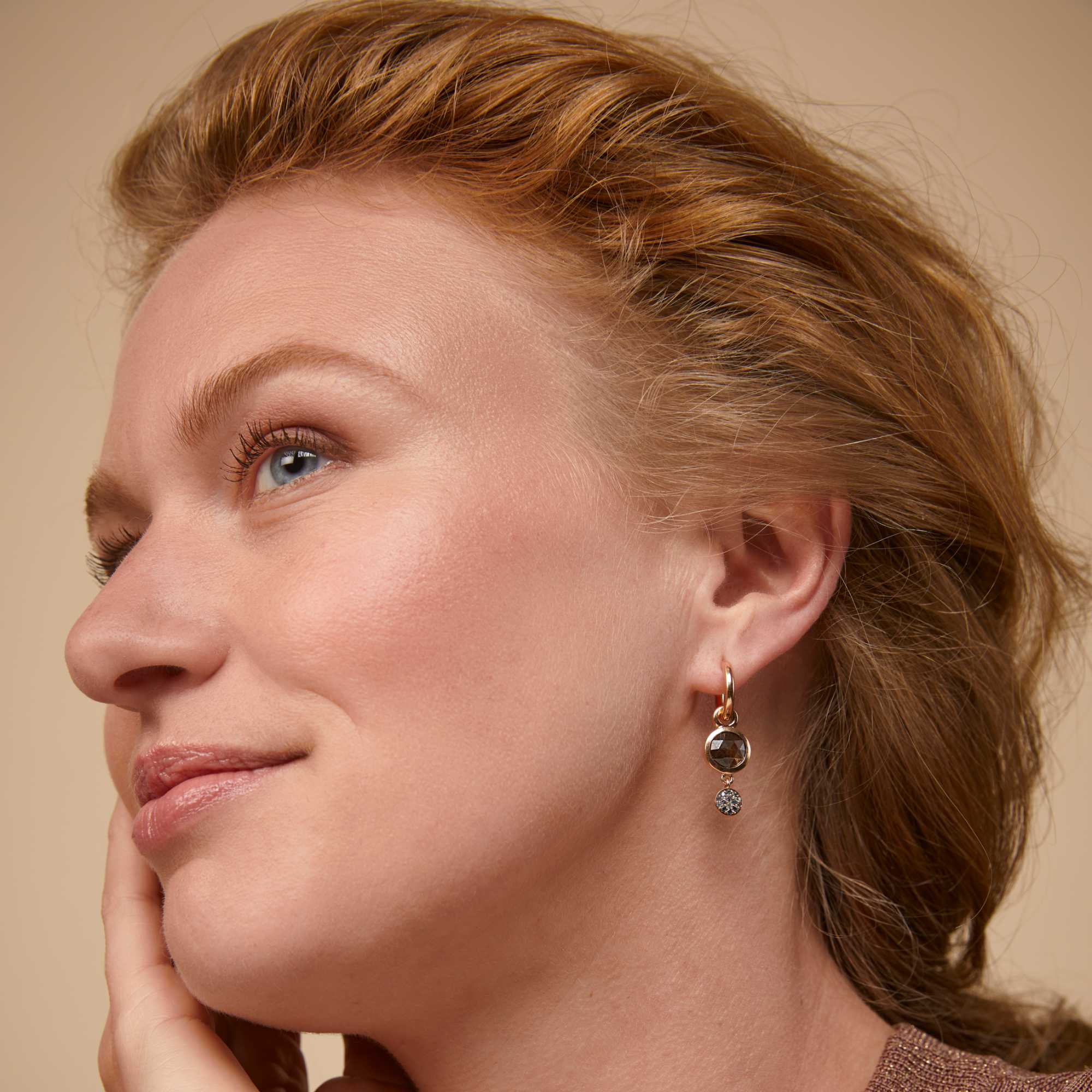 Bron Stardust Ohrschmuck (8OR4861BSBNK) aus Roségold mit Saphir