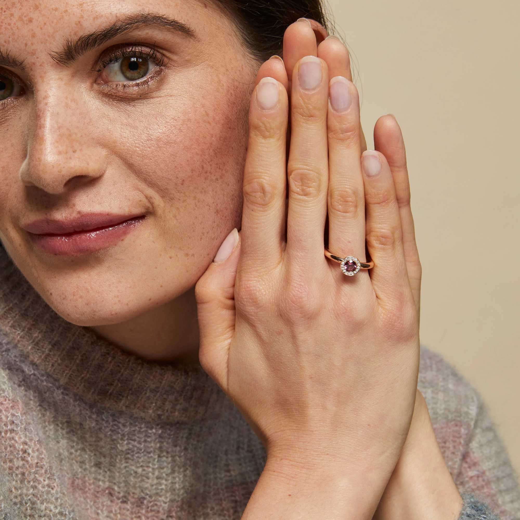 Bron Sushi Ring (8RR4567ZRPBR) aus Roségold mit Diamant