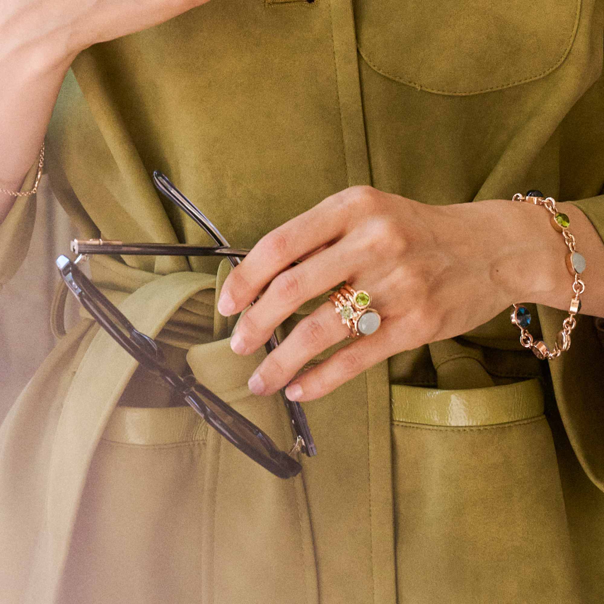 Bron Sushi Ring (8RR4773PE) aus Roségold mit Peridot