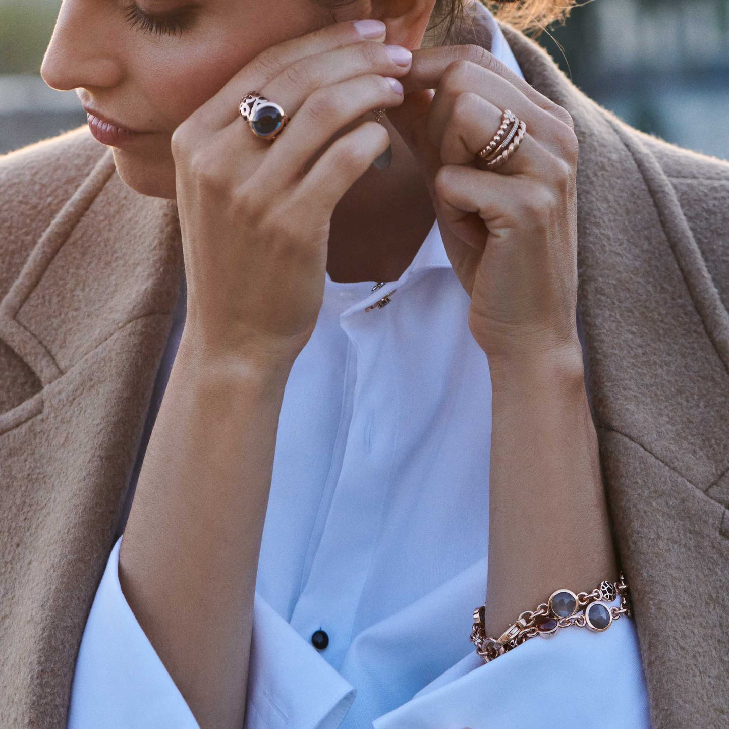 Bron Toujours Ajour Armband (8AR4034MIX2) aus Roségold mit Diamant, Mondstein und Topas