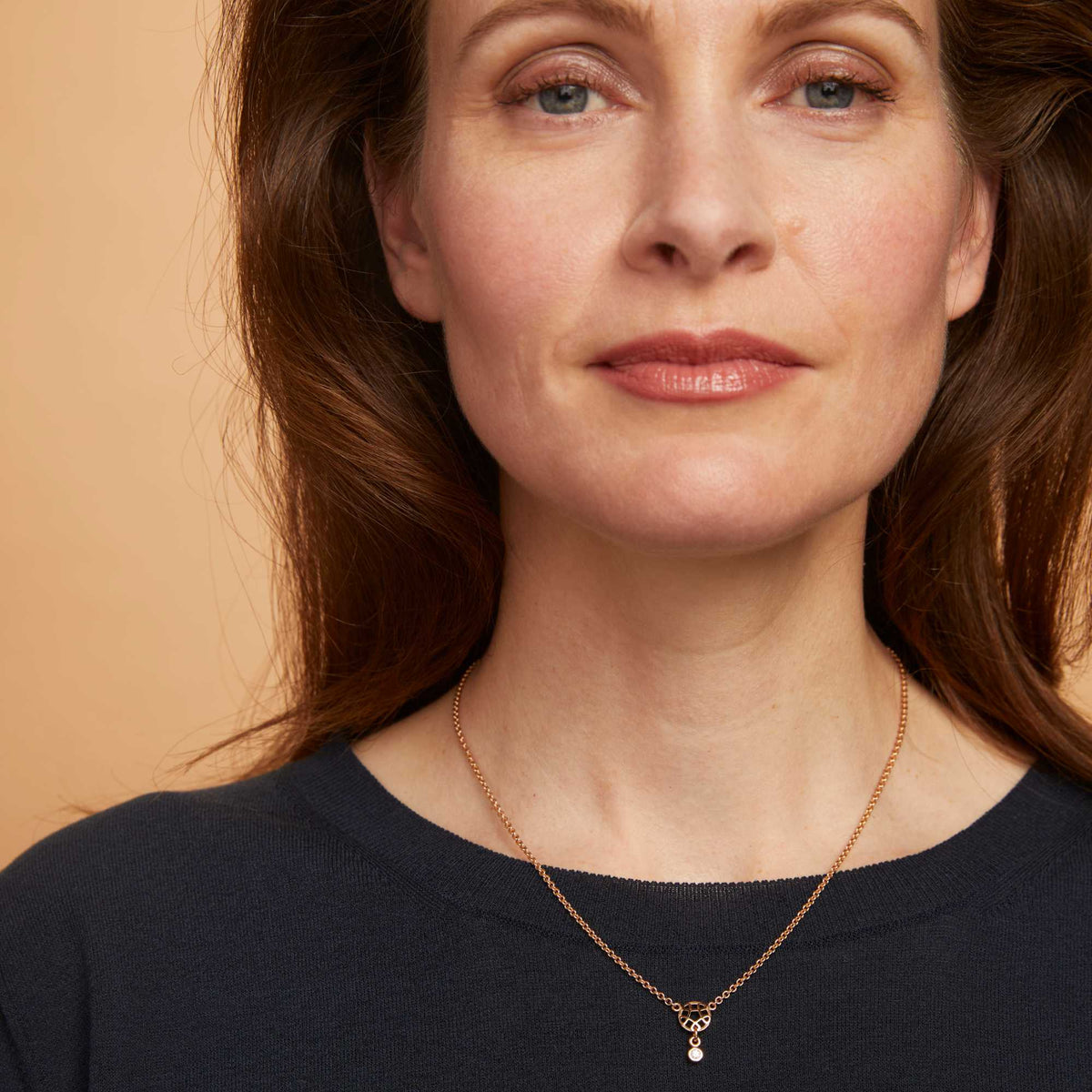 Bron Toujours Ajour Halskette (8CR4419BR) aus Roségold mit Diamant