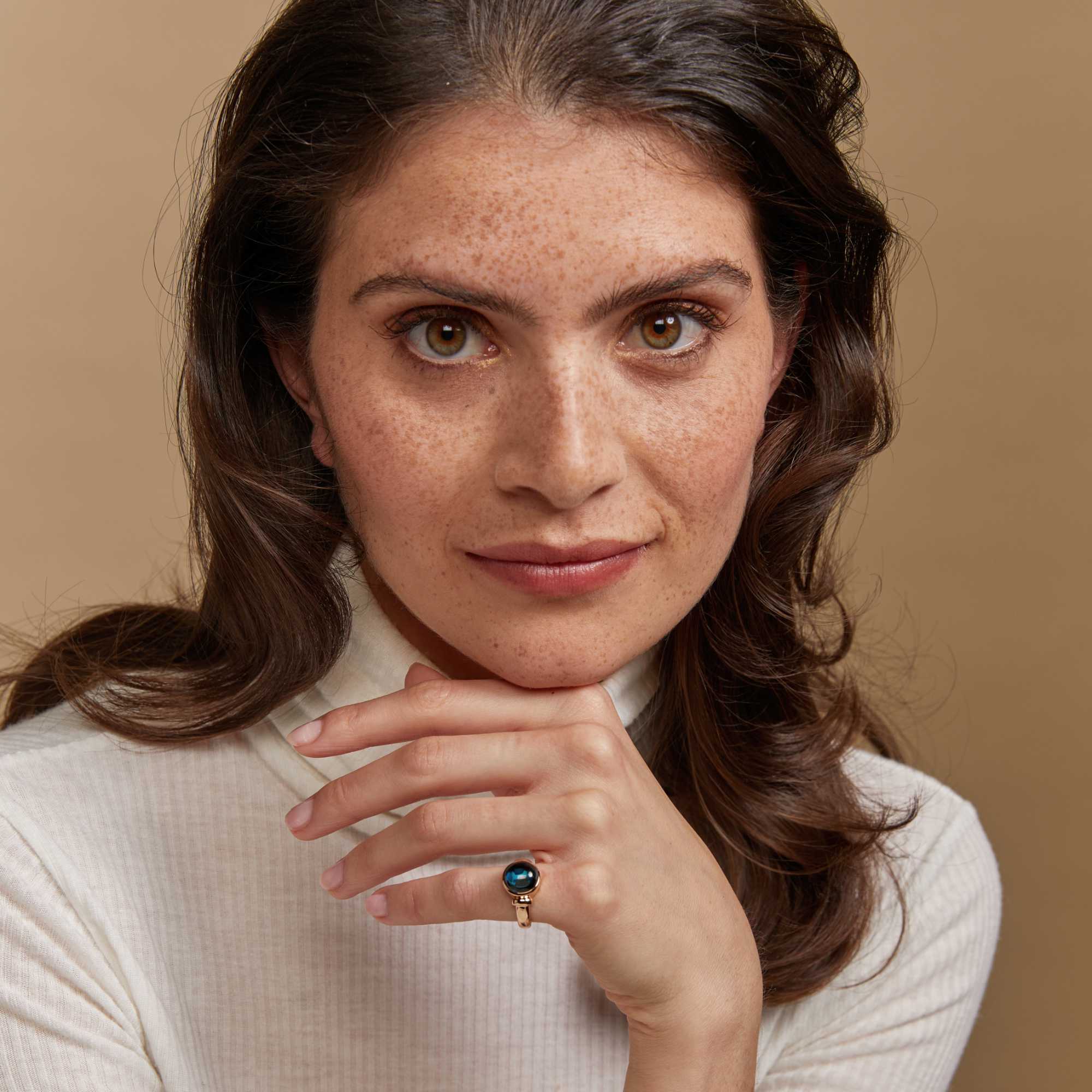 Bron Toujours Ajour Ring (8RR4876TLC-1) aus Roségold mit Topas