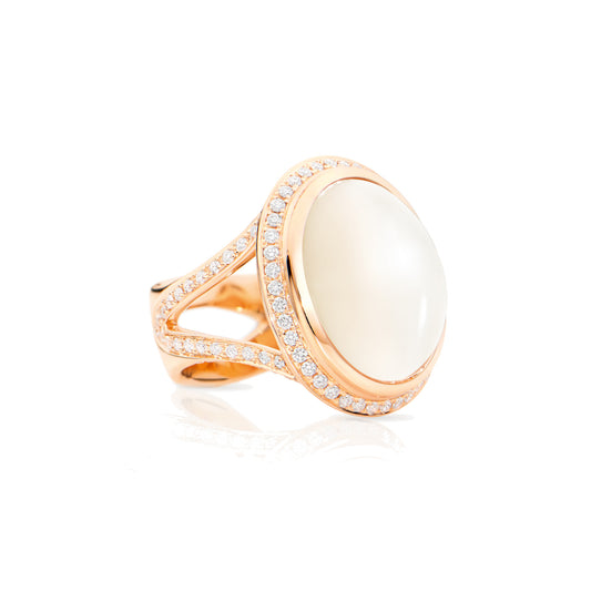 CUSHION Ring small Sand Mondstein mit Diamant Pavé, Roségold • Diamant • Mondstein von Tamara Comolli (R-CUSH-s-MoSa-p-rg)