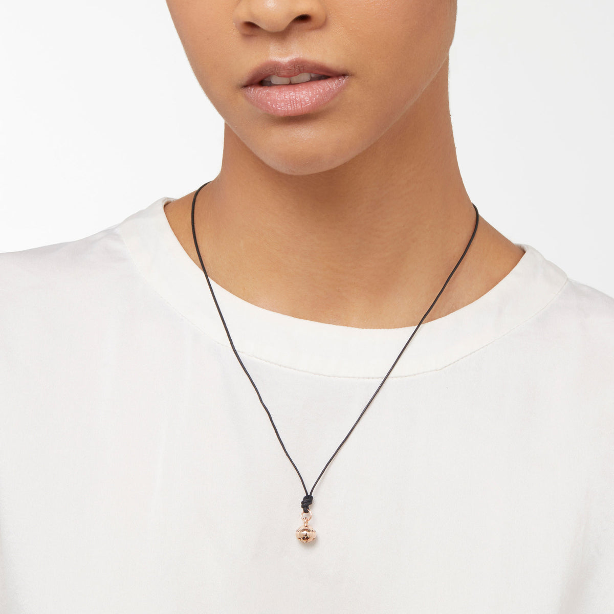 DoDo Anhänger Glöckchen (DMC0013-BLSNW-0009R) aus Roségold