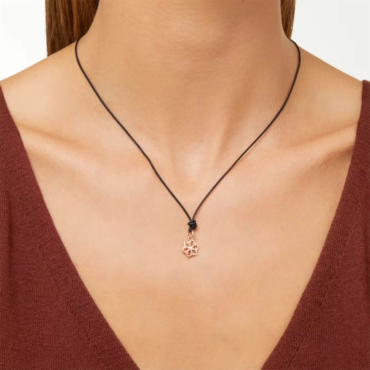 Anhänger Schneeflocke, Roségold • Diamant von DoDo (DMC0025-SNOWX-DB09R)