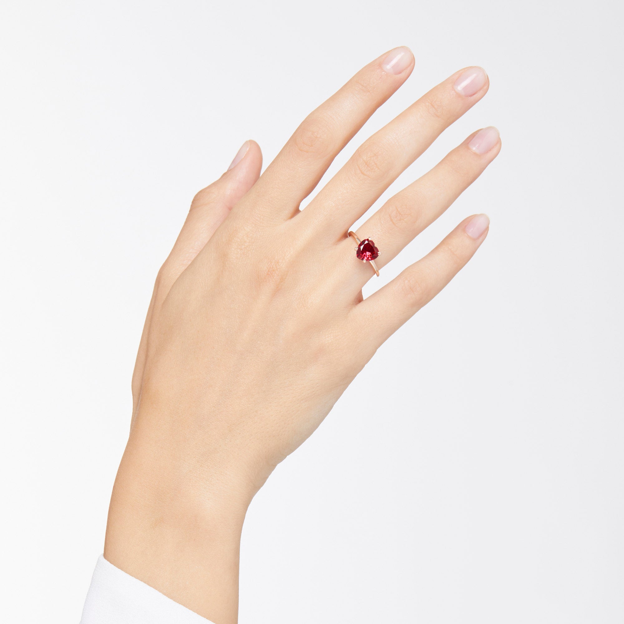 DoDo Ring Herz (DAB1006-100AM-0009R) aus Roségold mit Rubin