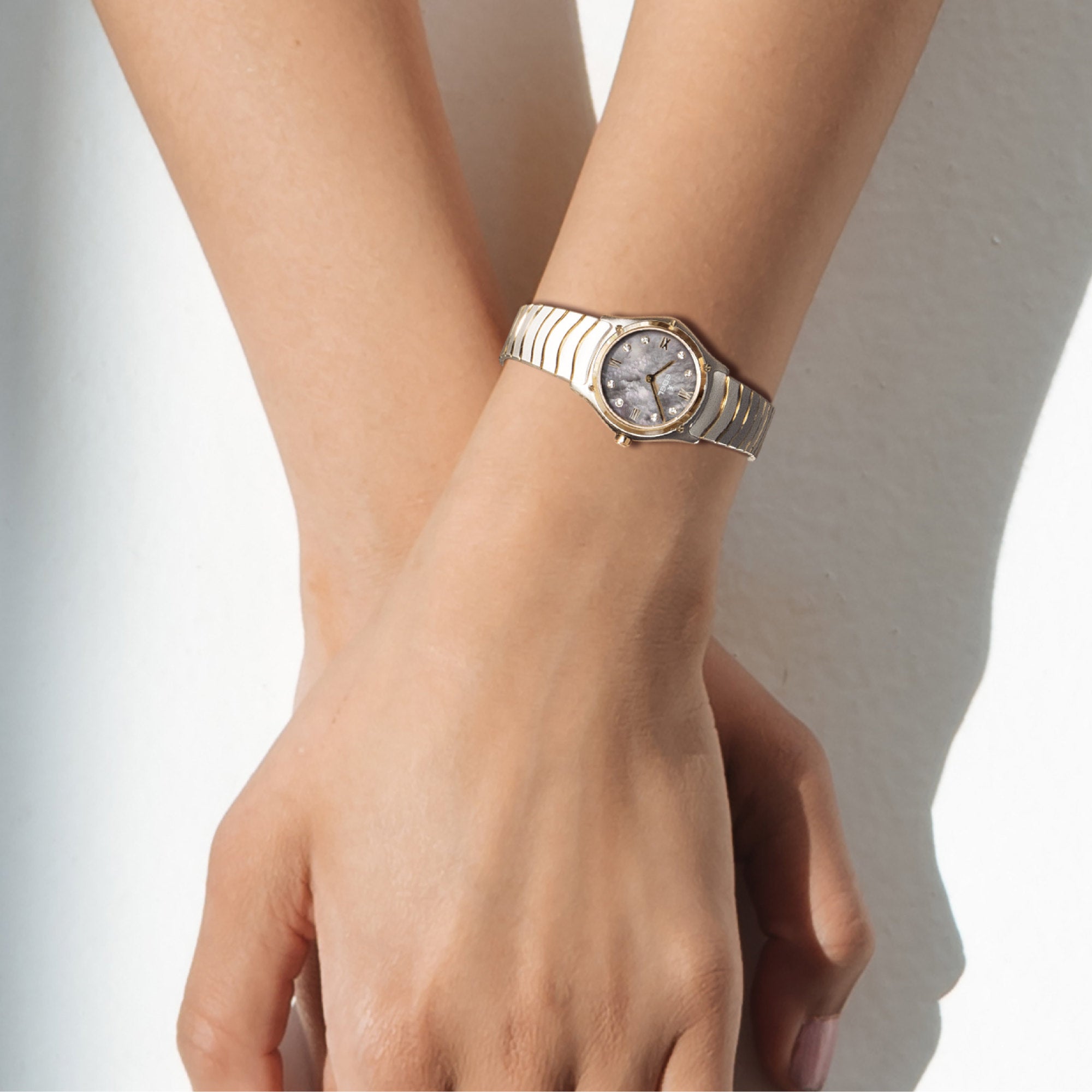 EBEL Sport Classic (1216640) aus Gelbgold, Edelstahl mit Diamant und Perlmutt