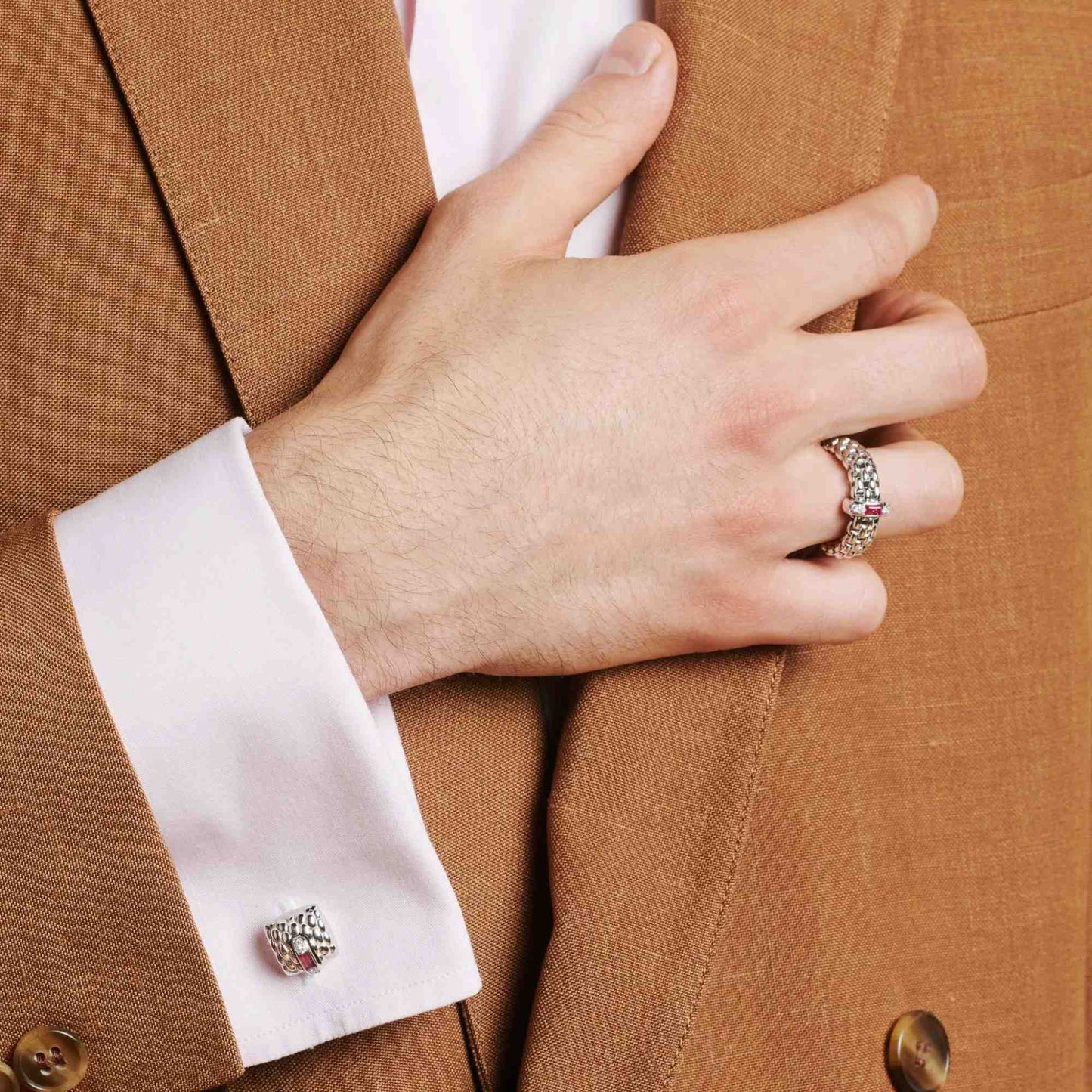 Vendôme Manschettenknöpfe mit Rubin, Weißgold • Diamant • Rubin von FOPE (00802GX_B4_B_XXX_000)