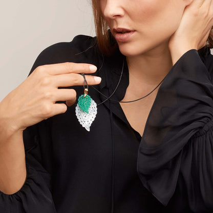 INDIA Leaf Anhänger Small Grüner Onyx, Roségold • Onyx von Tamara Comolli (P-IND-s-Jad-rg)