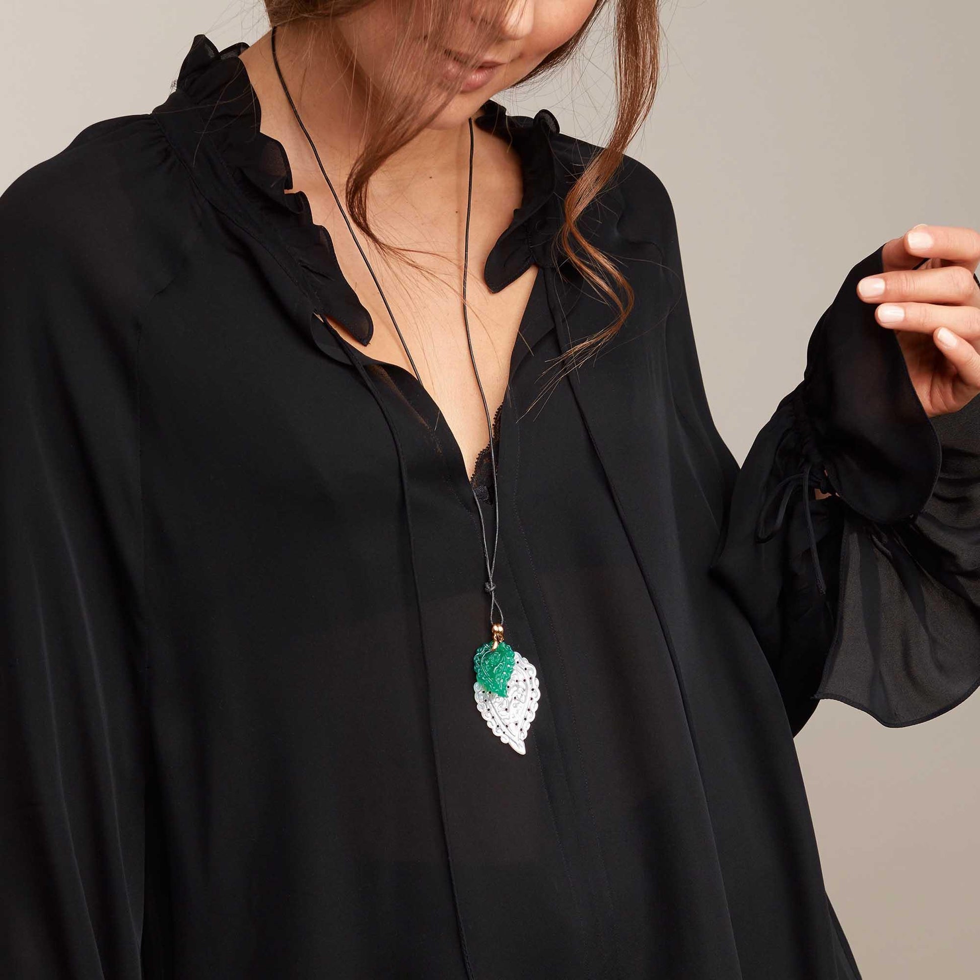 INDIA Leaf Anhänger Small Grüner Onyx, Roségold • Onyx von Tamara Comolli (P-IND-s-Jad-rg)