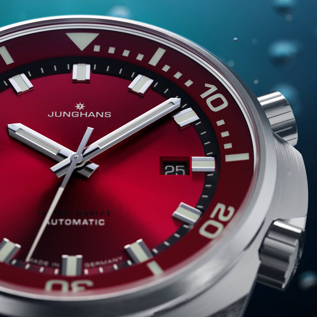 Junghans Aquaris Red - 27/4661.44 (44) aus Edelstahl