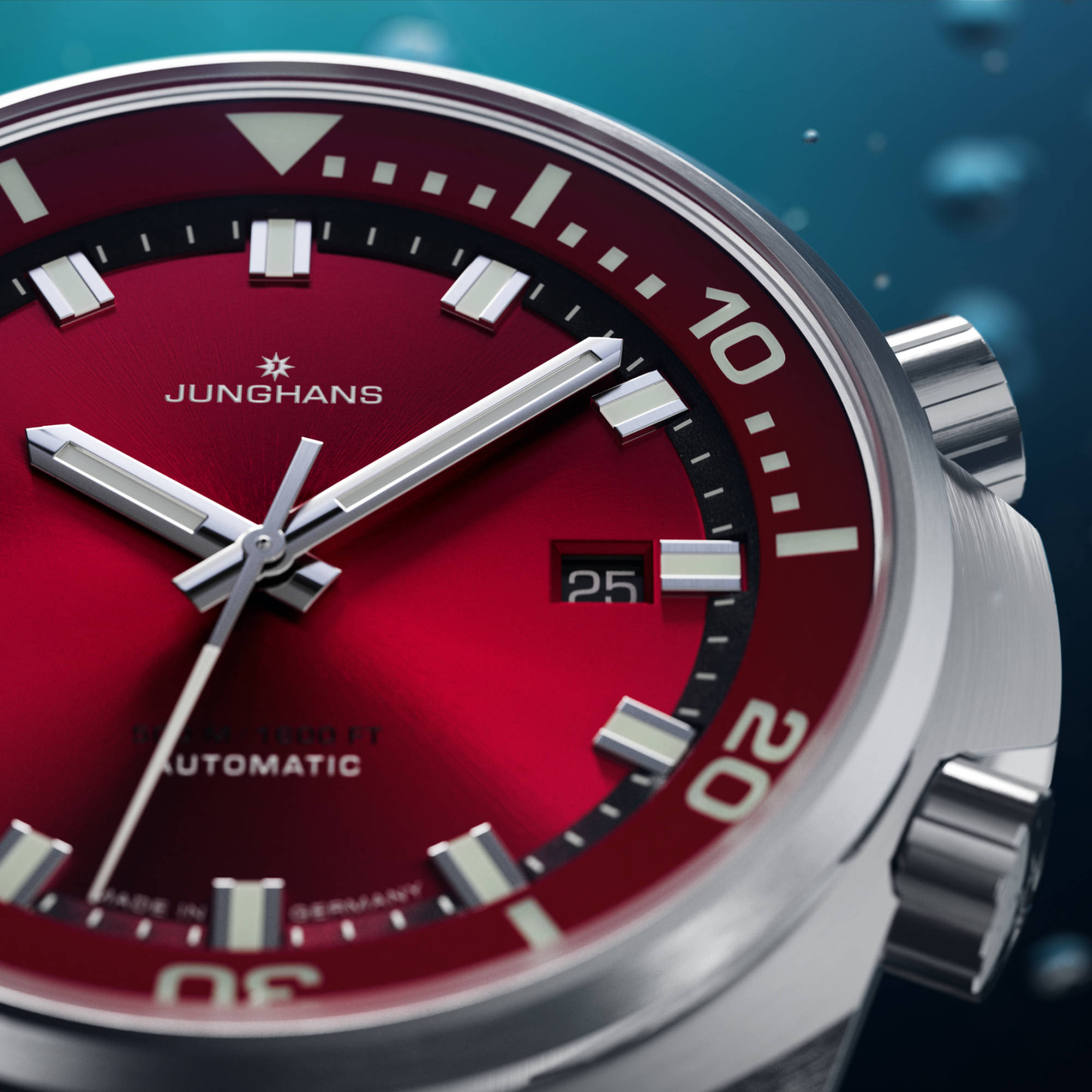 Junghans Aquaris Red - 27/4661.44 (44) aus Edelstahl