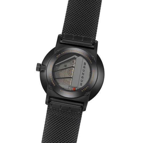 Junghans Form A Bauhaus Edition - 27/4533.44 (44) aus Edelstahl