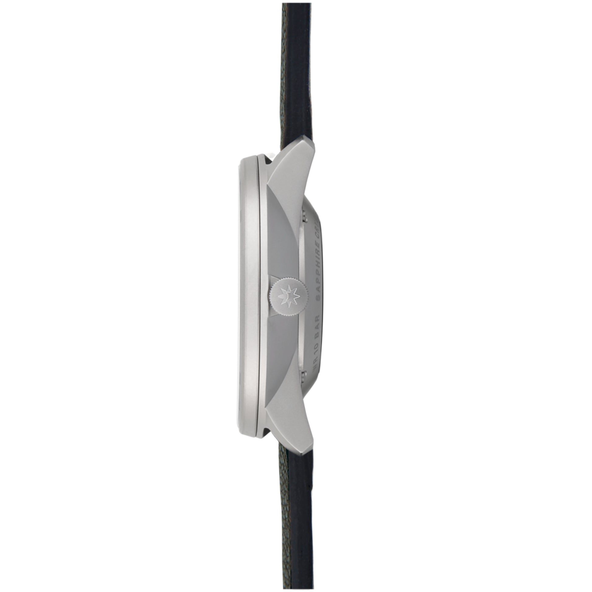 FORM A Titan, Titan von Junghans (27/2001.00)