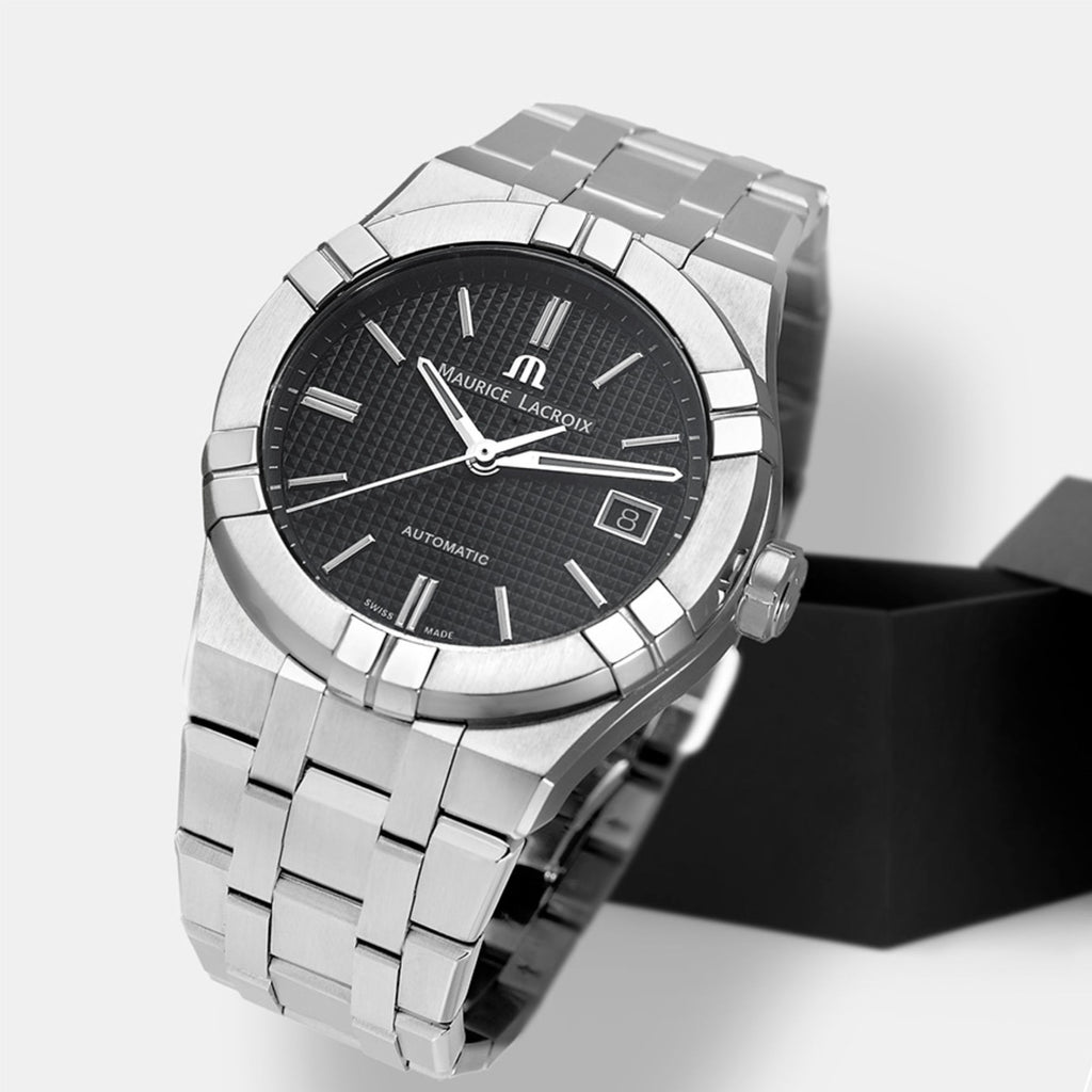 Maurice Lacroix Aikon Automatic 39mm (AI6007-SS002-330-1) aus Edelstahl