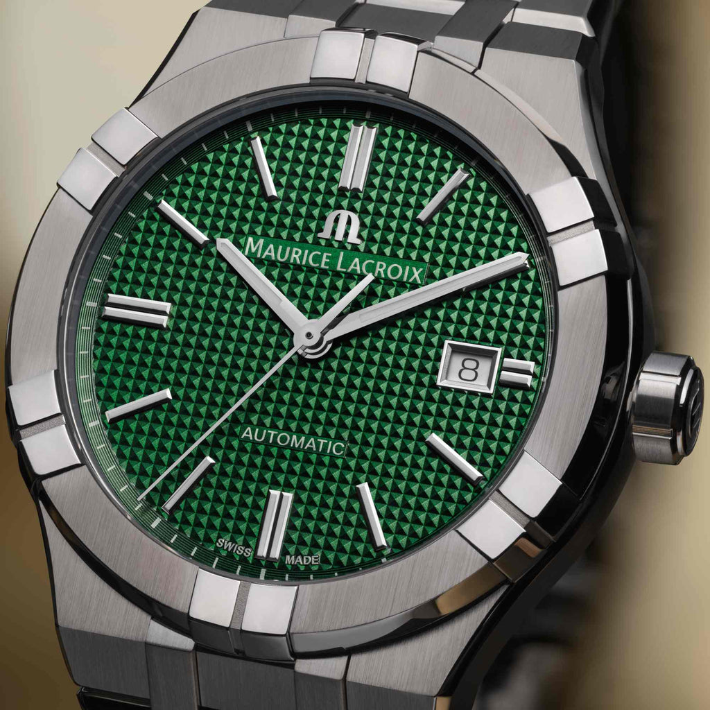 Maurice Lacroix Aikon Automatic 42mm (AI6008-SS002-630-1) aus Edelstahl