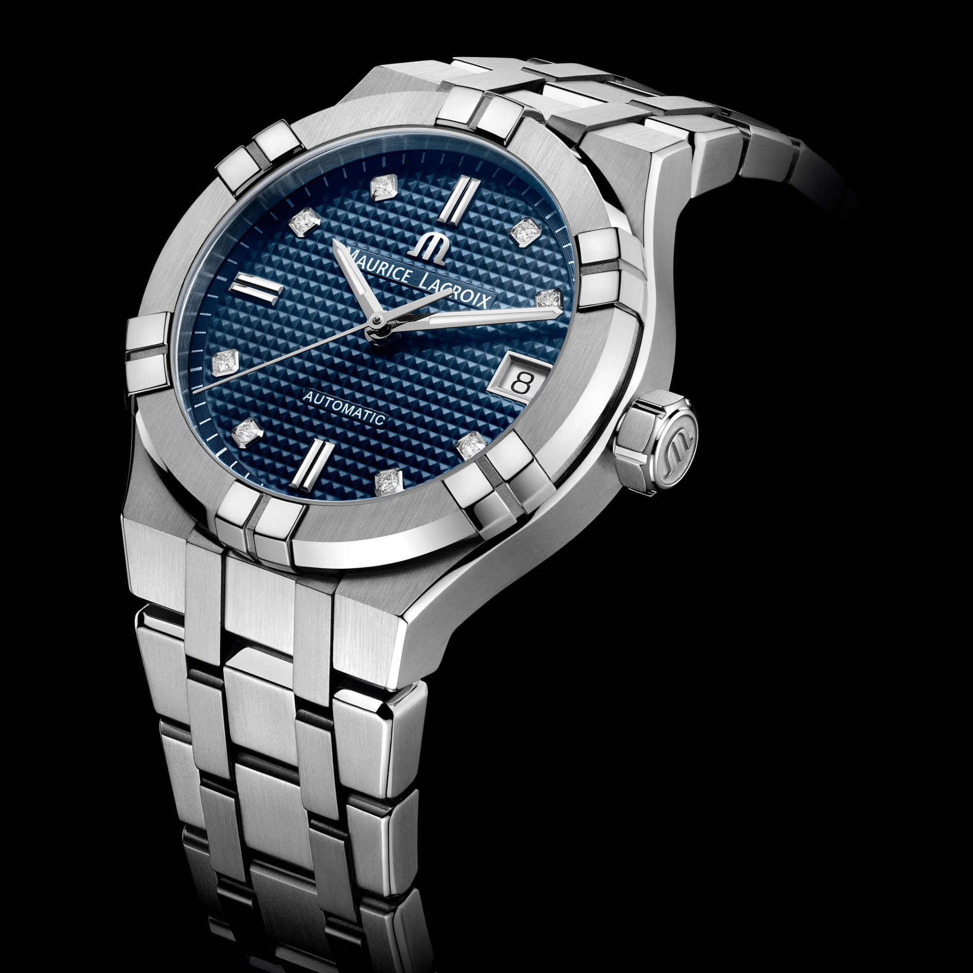 Maurice Lacroix Aikon Automatic (AI6006-SS002-450-1) aus Edelstahl mit Diamant