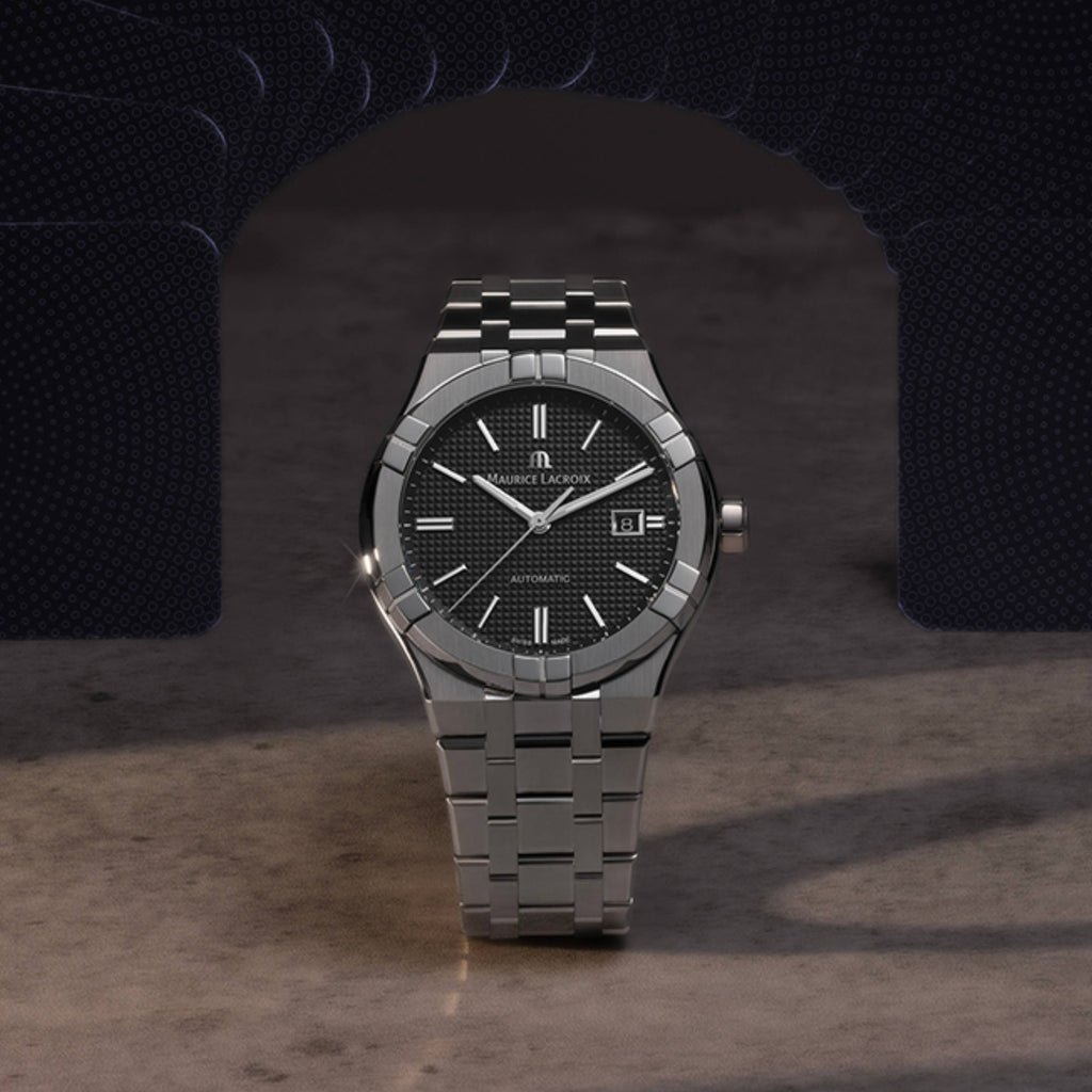 Maurice Lacroix Aikon Automatic Date 42mm (AI6008-SS002-330-1) aus Edelstahl