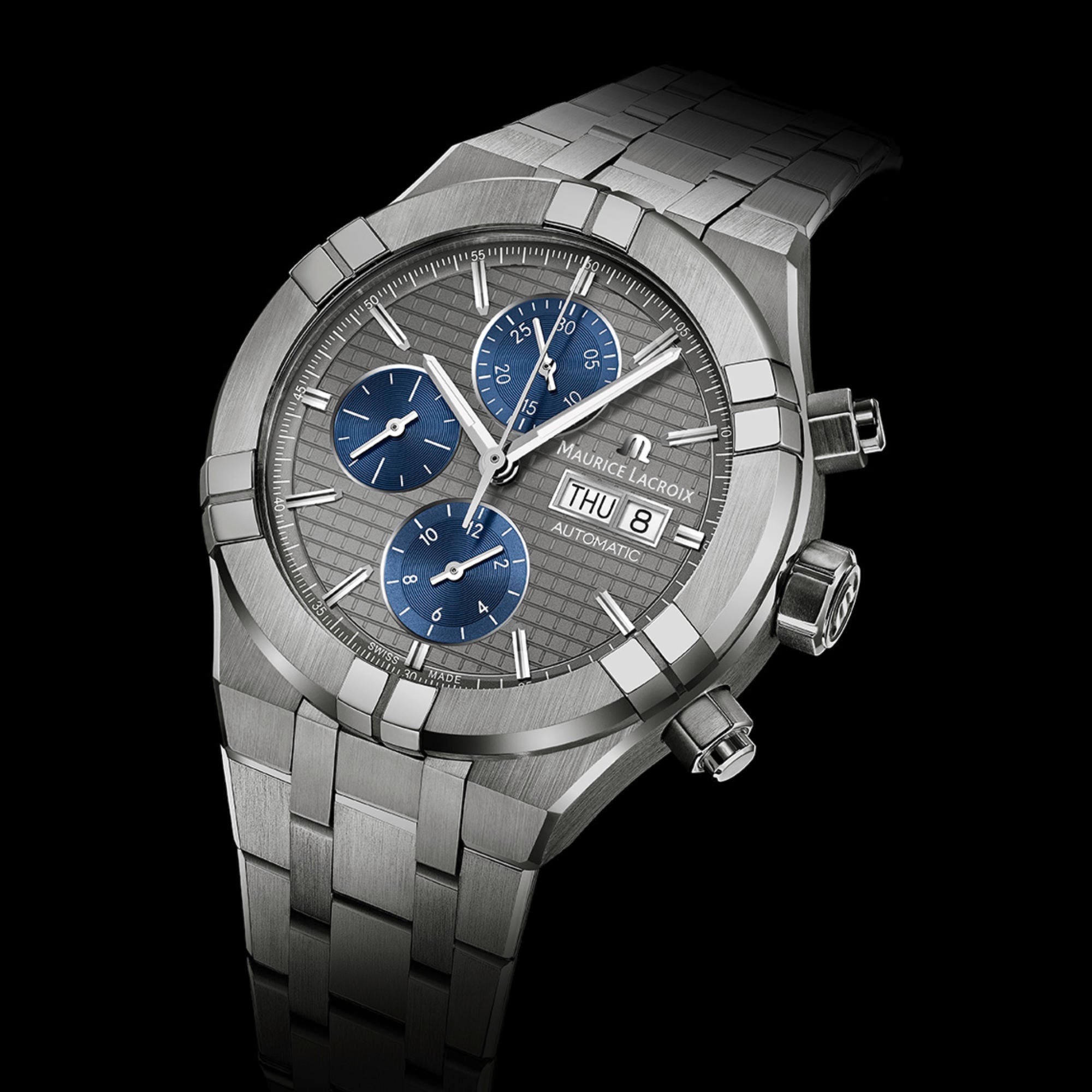 Maurice Lacroix Aikon Automatic Chronograph Titanium (AI6038-TT032-330-1) aus Titan