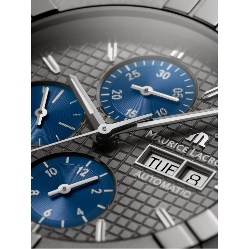 Maurice Lacroix Aikon Automatic Chronograph Titanium (AI6038-TT032-330-1) aus Titan