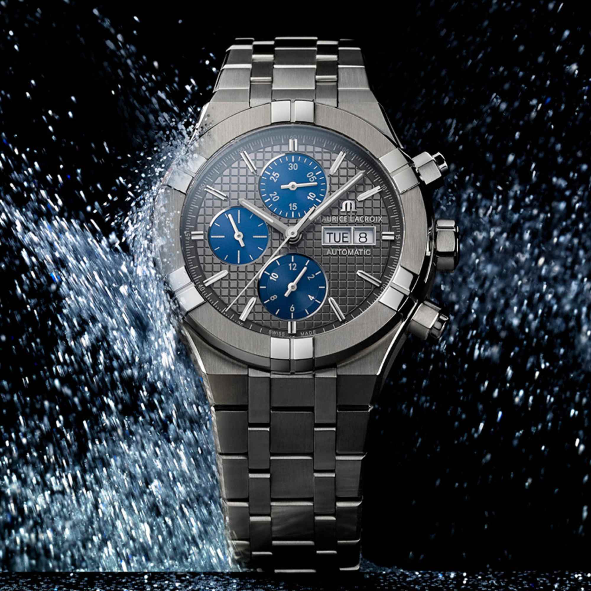 Maurice Lacroix Aikon Automatic Chronograph Titanium (AI6038-TT032-330-1) aus Titan