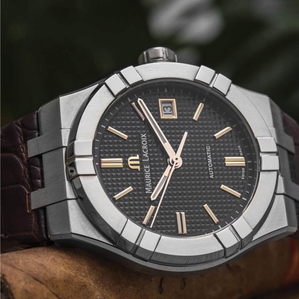 Maurice Lacroix Aikon Automatic Date 42 mm (AI6008-SS001-331-1) aus Leder, Edelstahl