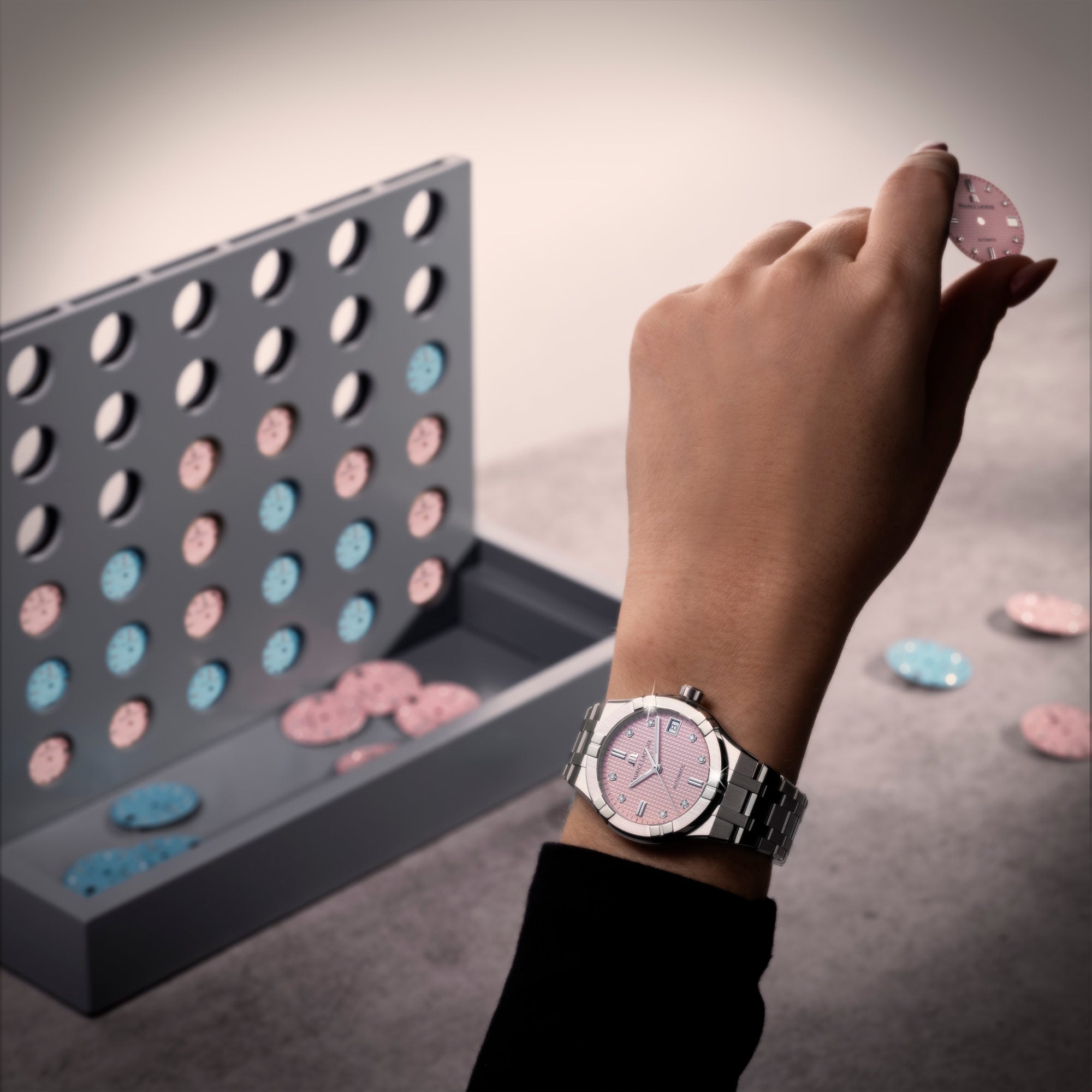 Maurice Lacroix Aikon Automatic Limited Summer Edition 35mm (AI6006-SS00F-550-E) aus Edelstahl mit Diamant