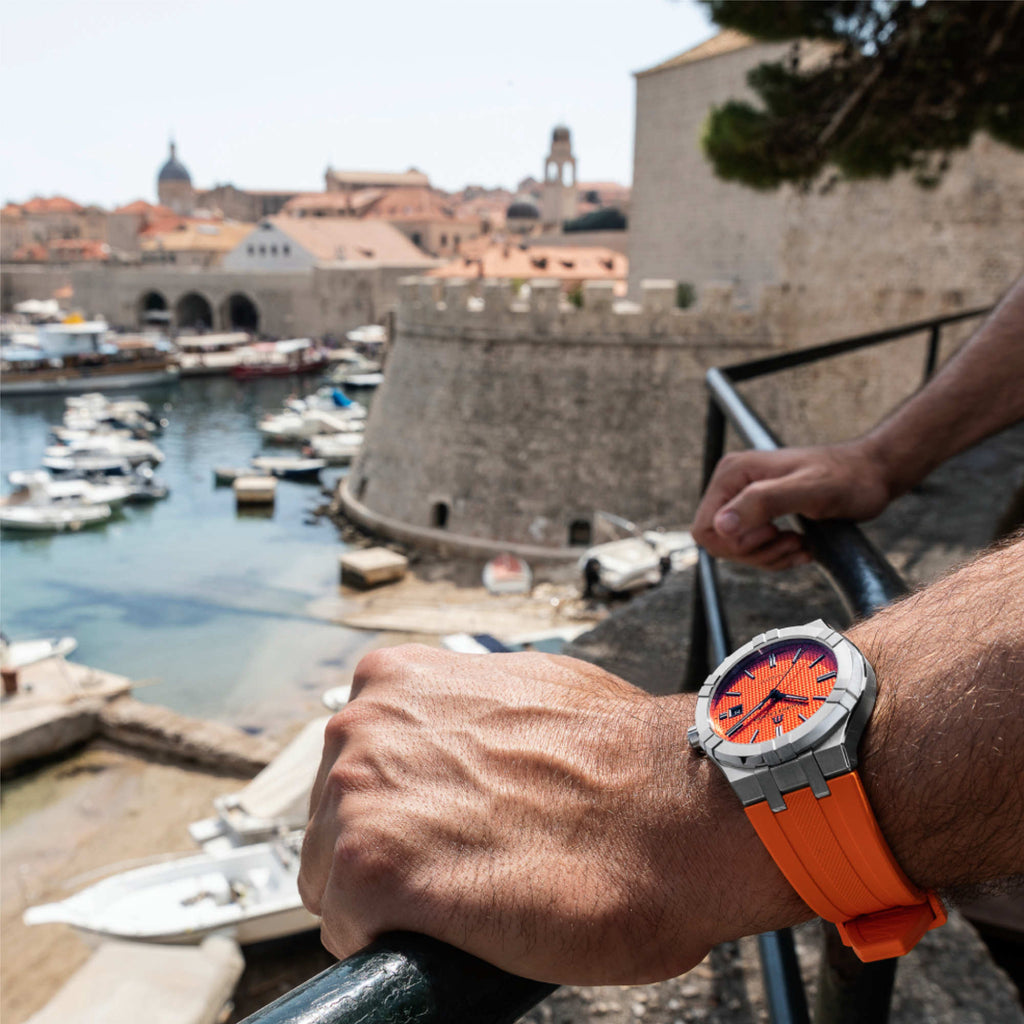 Maurice Lacroix Aikon Automatic Limited Summer Edition (AI6008-SS00F-530-E) aus Edelstahl