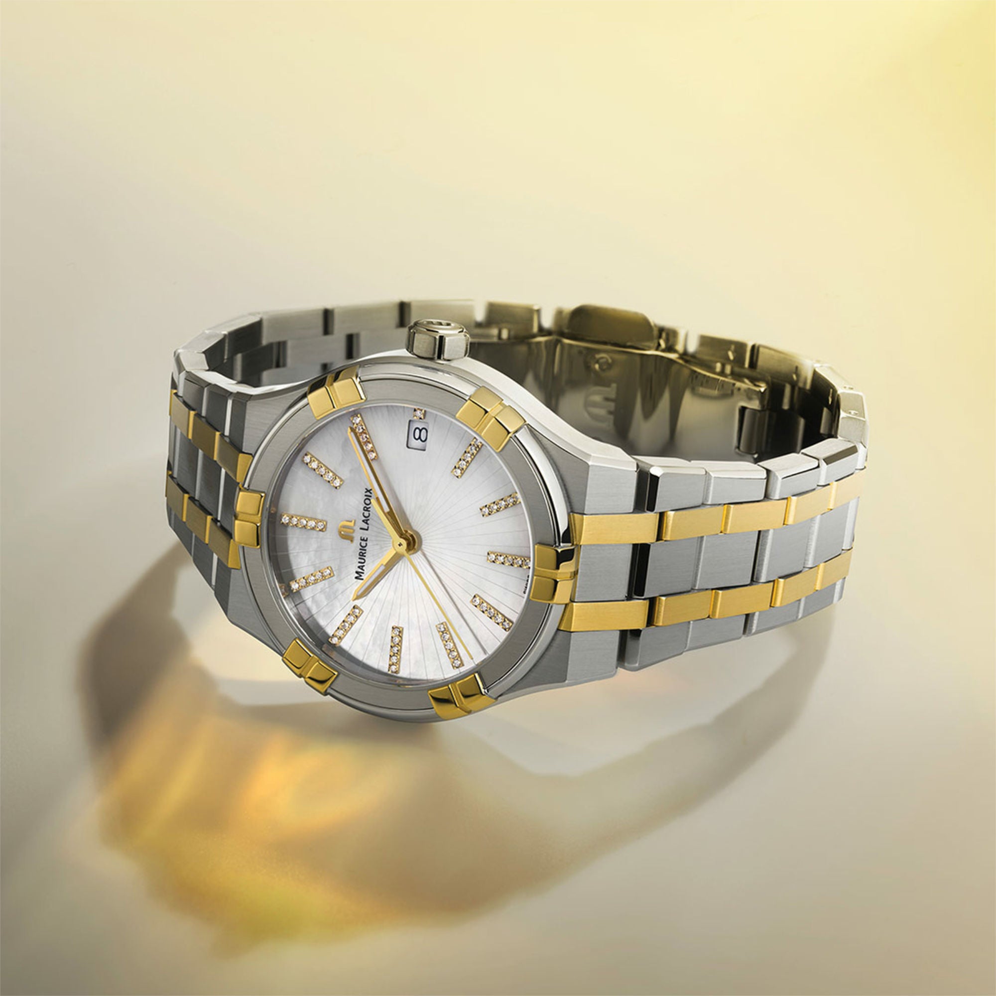 Maurice Lacroix Aikon Quartz 35 mm Duotone (AI1106-PVY13-170-1) aus Edelstahl mit Perlmutt